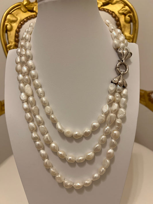 Collana a tre fili